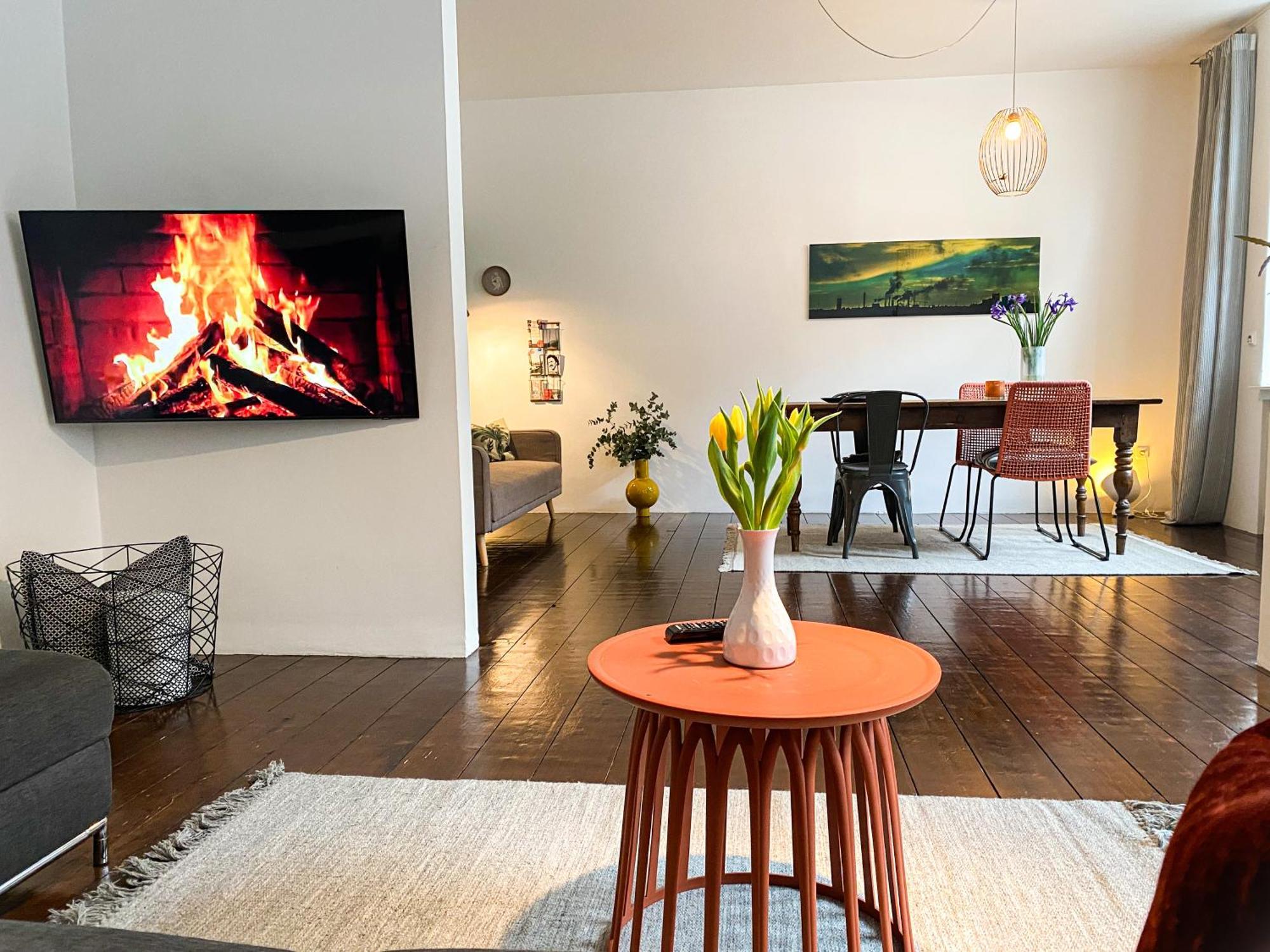Apartments "Am Rheinorange", Netflix & Prime Duisburgo Esterno foto